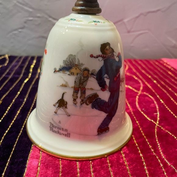 Norman Rockwell Gorham “ Gay Blades 1978 Christmas Bell - Picture 2 of 7